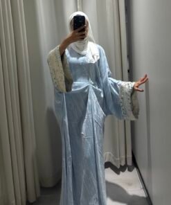 Alternative view of Pearla